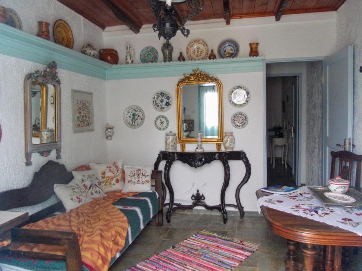 Nyfes Traditional Boutique Frosyni Skyros Buitenkant foto