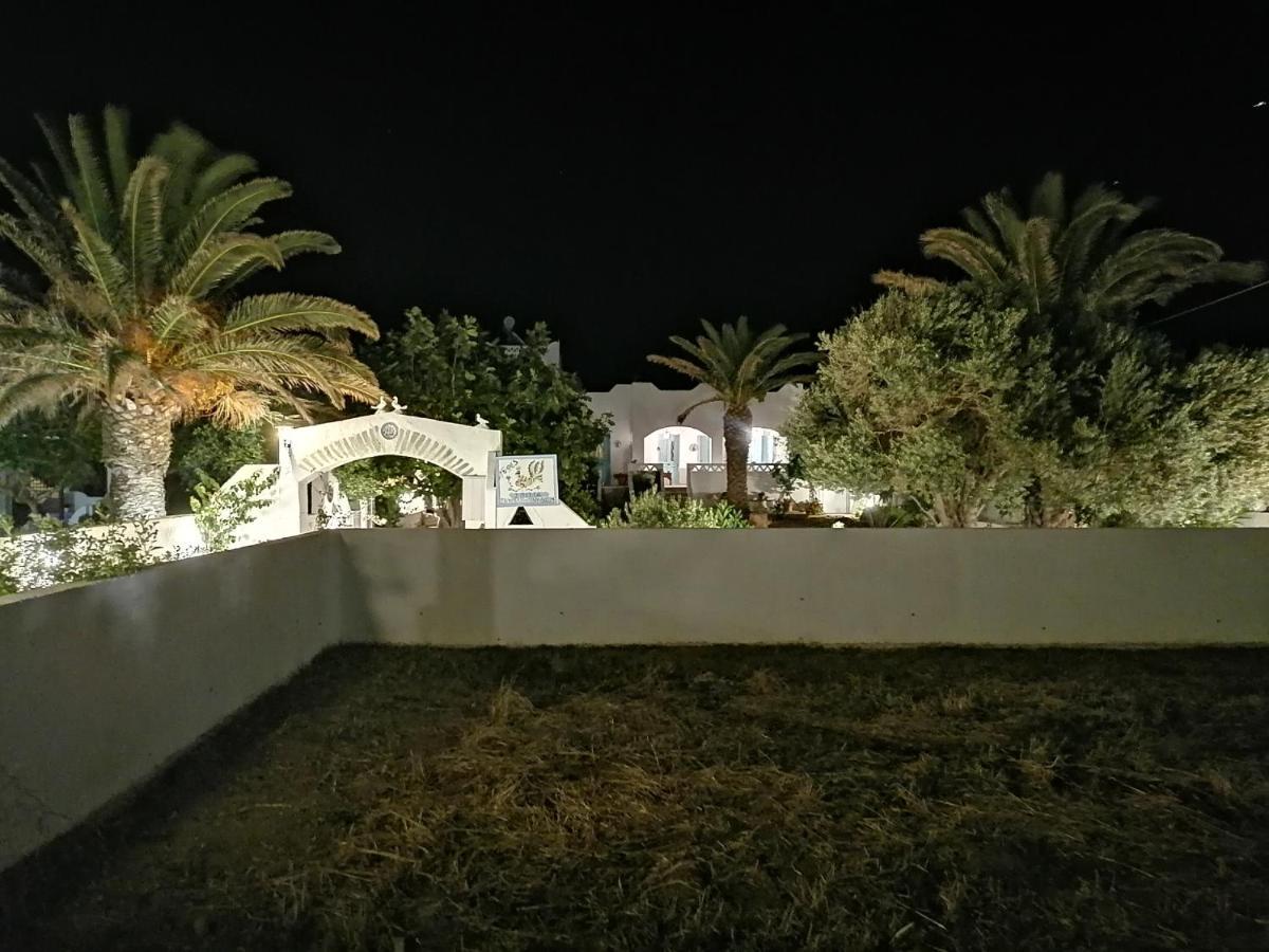 Nyfes Traditional Boutique Frosyni Skyros Buitenkant foto