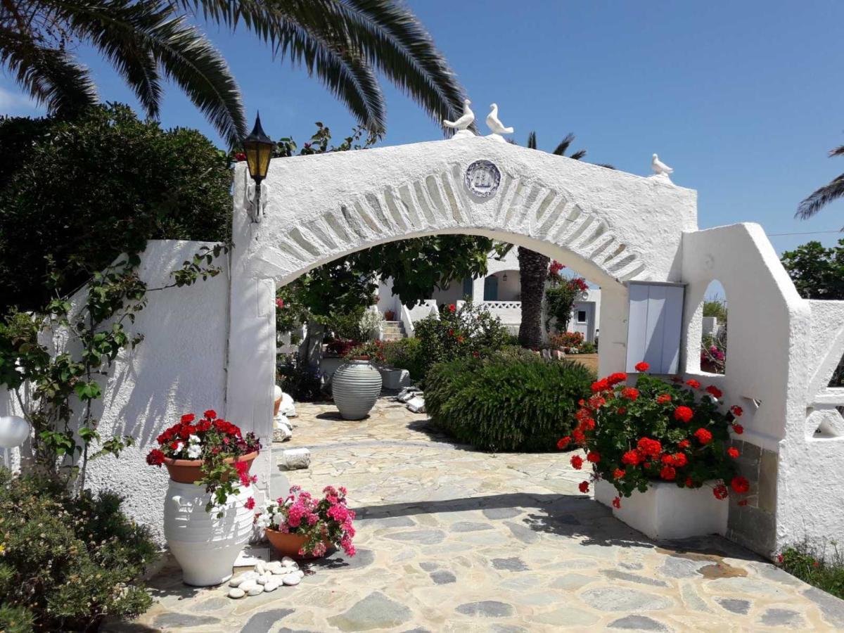 Nyfes Traditional Boutique Frosyni Skyros Buitenkant foto